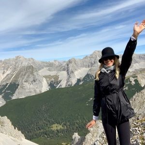 Meet your Posher, Amy